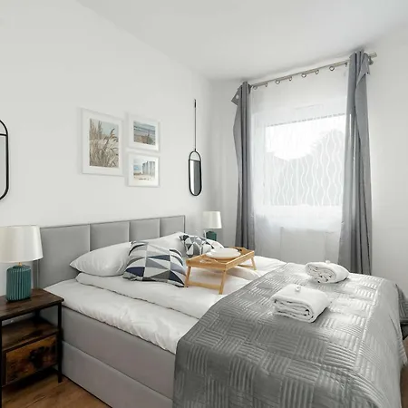 Elegancki Niedaleko Parku W Poznaniu Z Tarasem I Parkingiem By Renters Apartment *